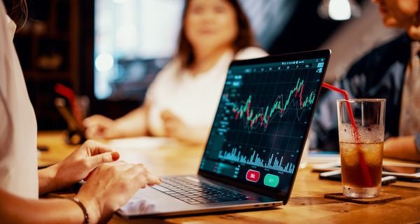 Commodity trading floor